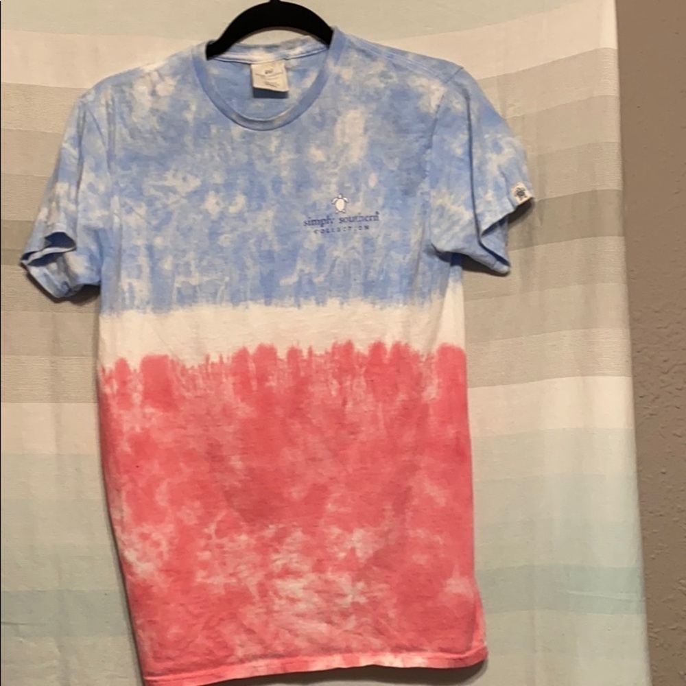 Sea turtle T-shirt tie dyed Color blue white red